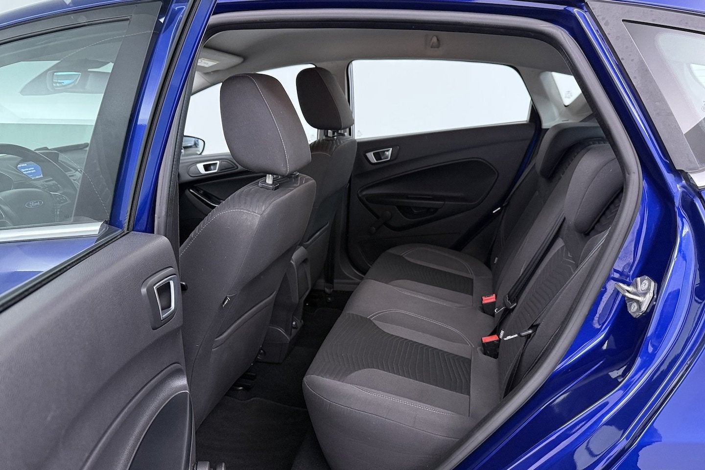 Foto 23 van Ford Fiesta 1.0 EcoBoost Titanium Automaat (NAVIGATIE, CRUIS