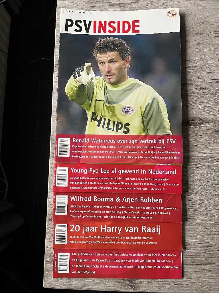 Jaargang 10 PSV Inside Aug 2003 - Juli 2004 5 stuks, Verzamelen, Ophalen of Verzenden, Zo goed als nieuw, PSV, Boek of Tijdschrift