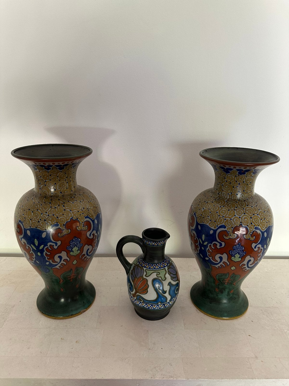 Set kruiken, Ophalen
