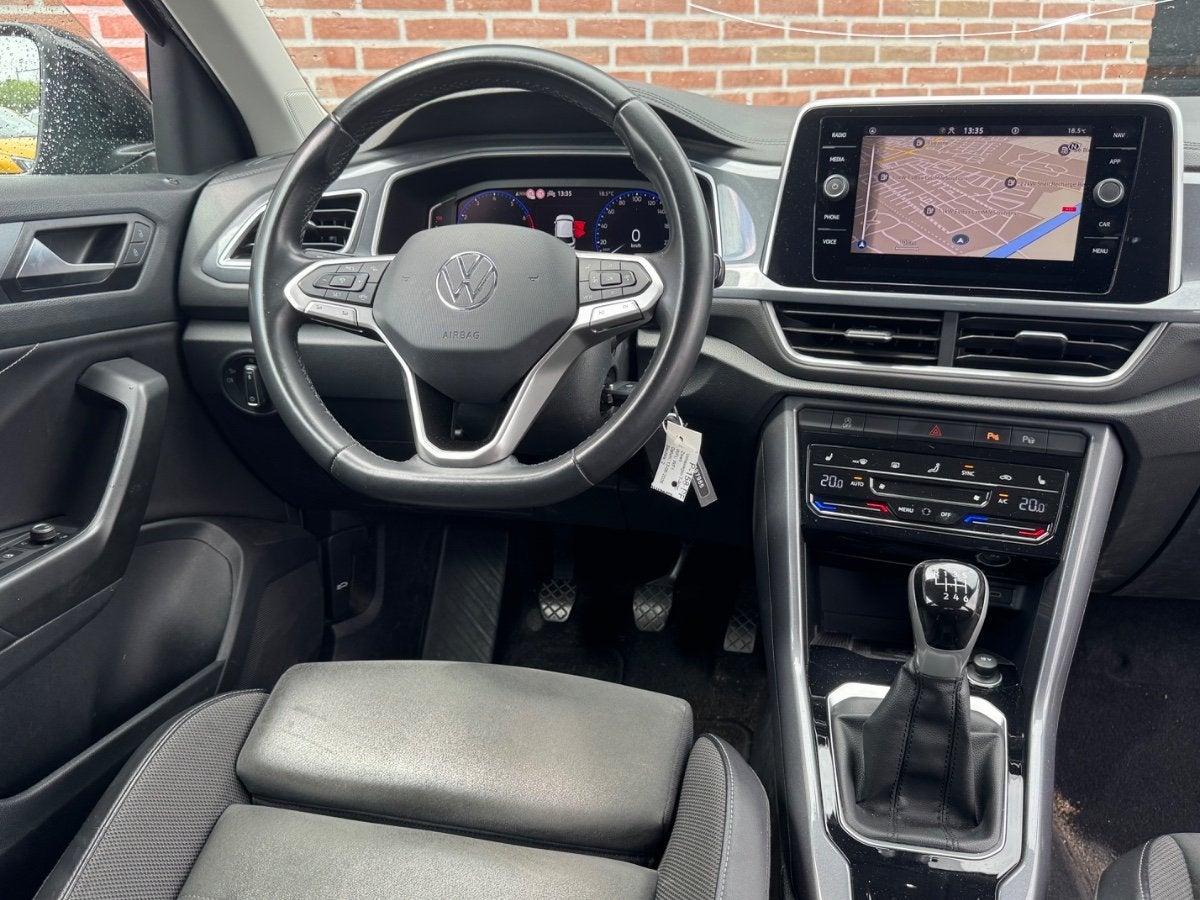 Volkswagen T-Roc 1.0 TSI | Style | Navi | Camera | IQ-Light, Auto's, Volkswagen, Gebruikt, Euro 6, Zwart, Adaptive Cruise Control