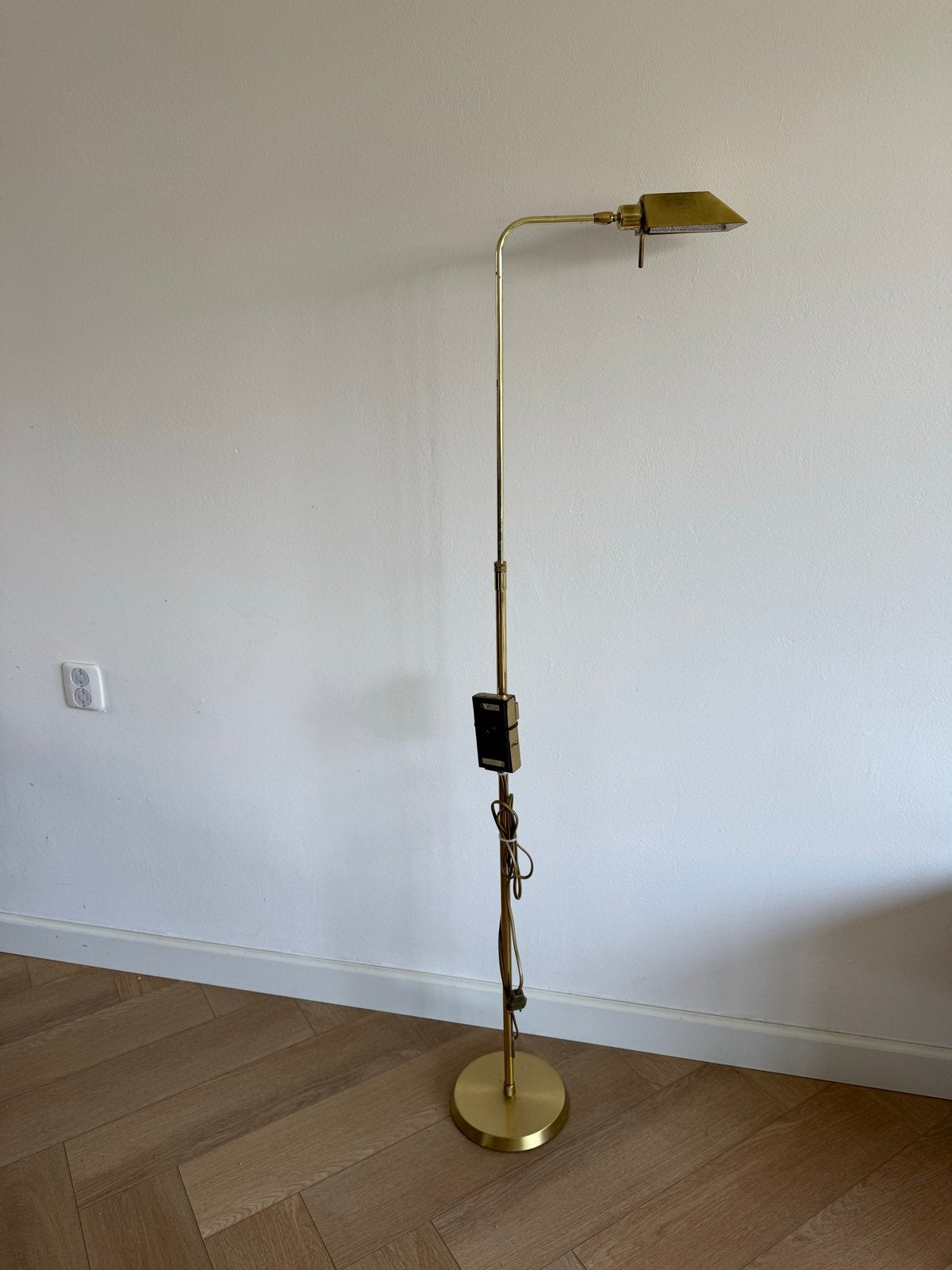 Messing vintage vloerlamp met verstelbare leeslamp, Ophalen, Gebruikt, Vintage, Overige fittingen