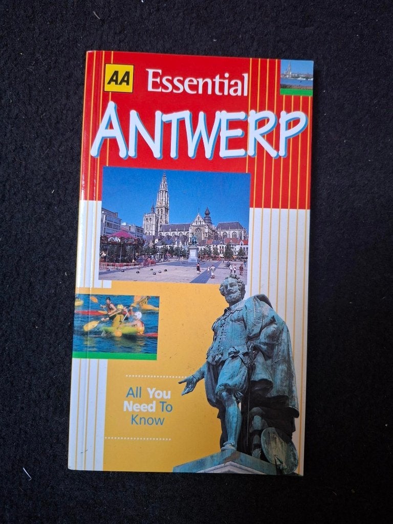 3 x City Map Antwerpen + Brussel, Fiets- of Wandelgids, Ophalen of Verzenden, Benelux, Gelezen
