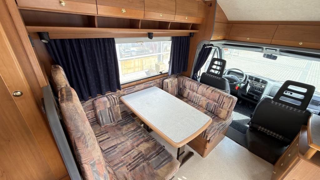 Leuke yountimer De Dethleffs Globetrotter Comfort 1997|116PK, Caravans en Kamperen, Campers, Ringverwarming, Fiat, Bedrijf, Koelkast