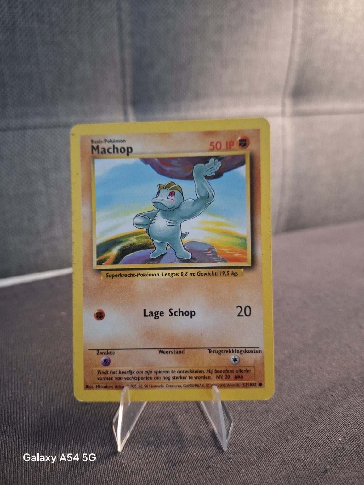 Pokémon Machop Kaart - Basis-Pokémon 50 IP, Ophalen of Verzenden, Gebruikt, Losse kaart, Foil