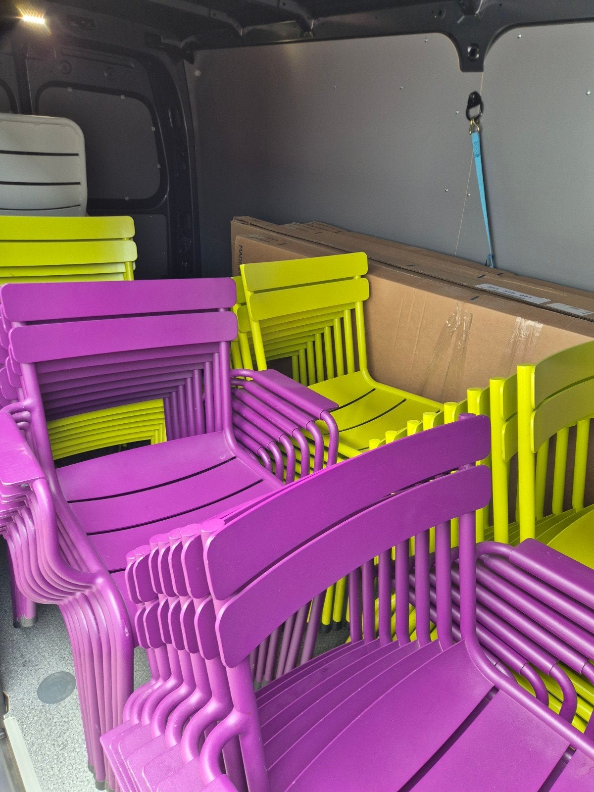 Gebruikte fermob Luxembourg armstoelen kleur Aubergine, Tuin en Terras, Tuinstoelen, Gebruikt, Ophalen