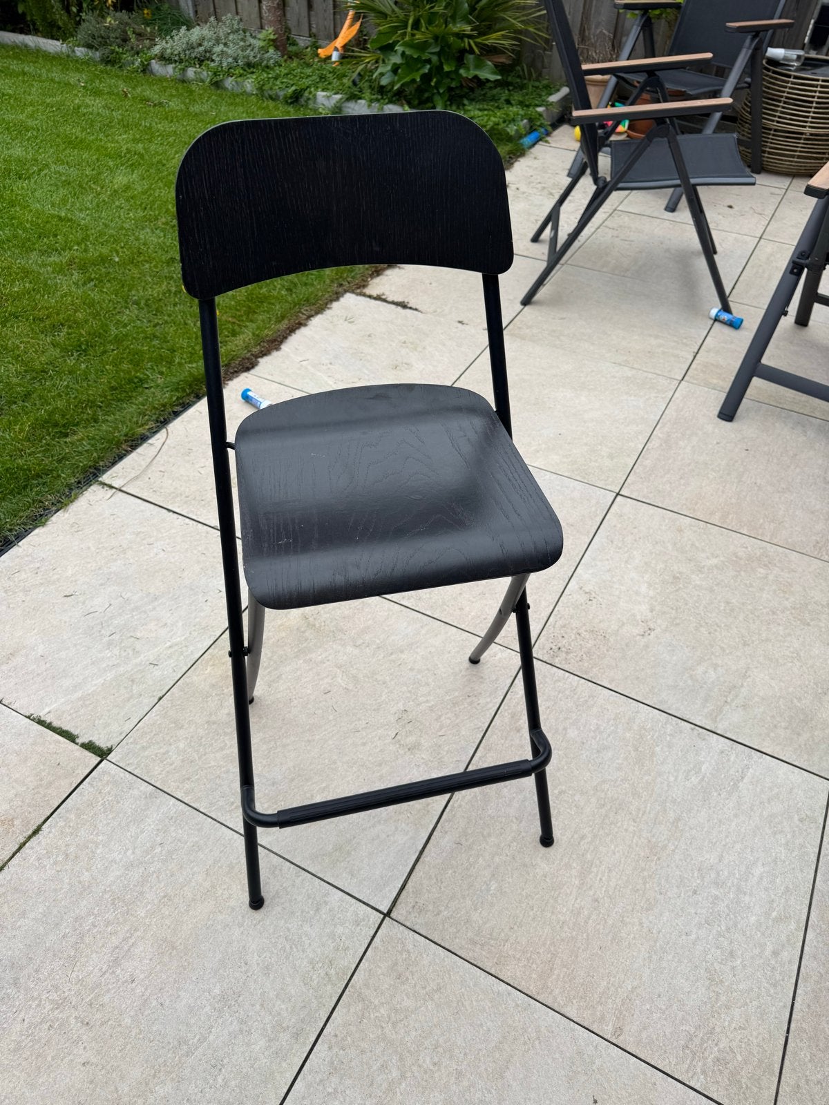 2 zwarte IKEA barkrukken - nette staat, Huis en Inrichting, Ophalen, Gebruikt, Met voetsteun, 60 tot 90 cm