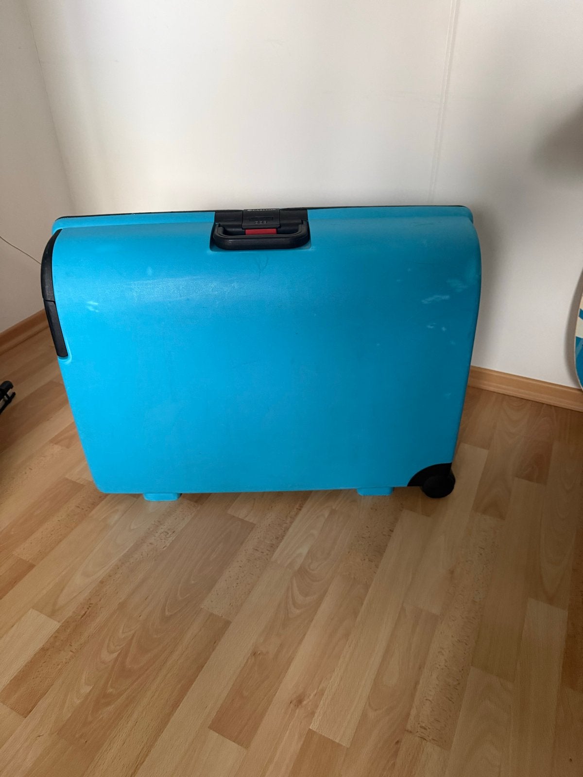 Carlton reiskoffer - Blauw, hard kunststof, Gebruikt, Hard kunststof, 45 tot 55 cm, Slot