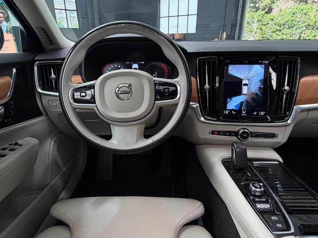 Volvo V90 2.0 T6 AWD Recharge|PANO|360CAM|H&K|BLIS|NAP|FULL, Auto's, Volvo, Automaat, Euro 6, 4 cilinders, 1969 cc