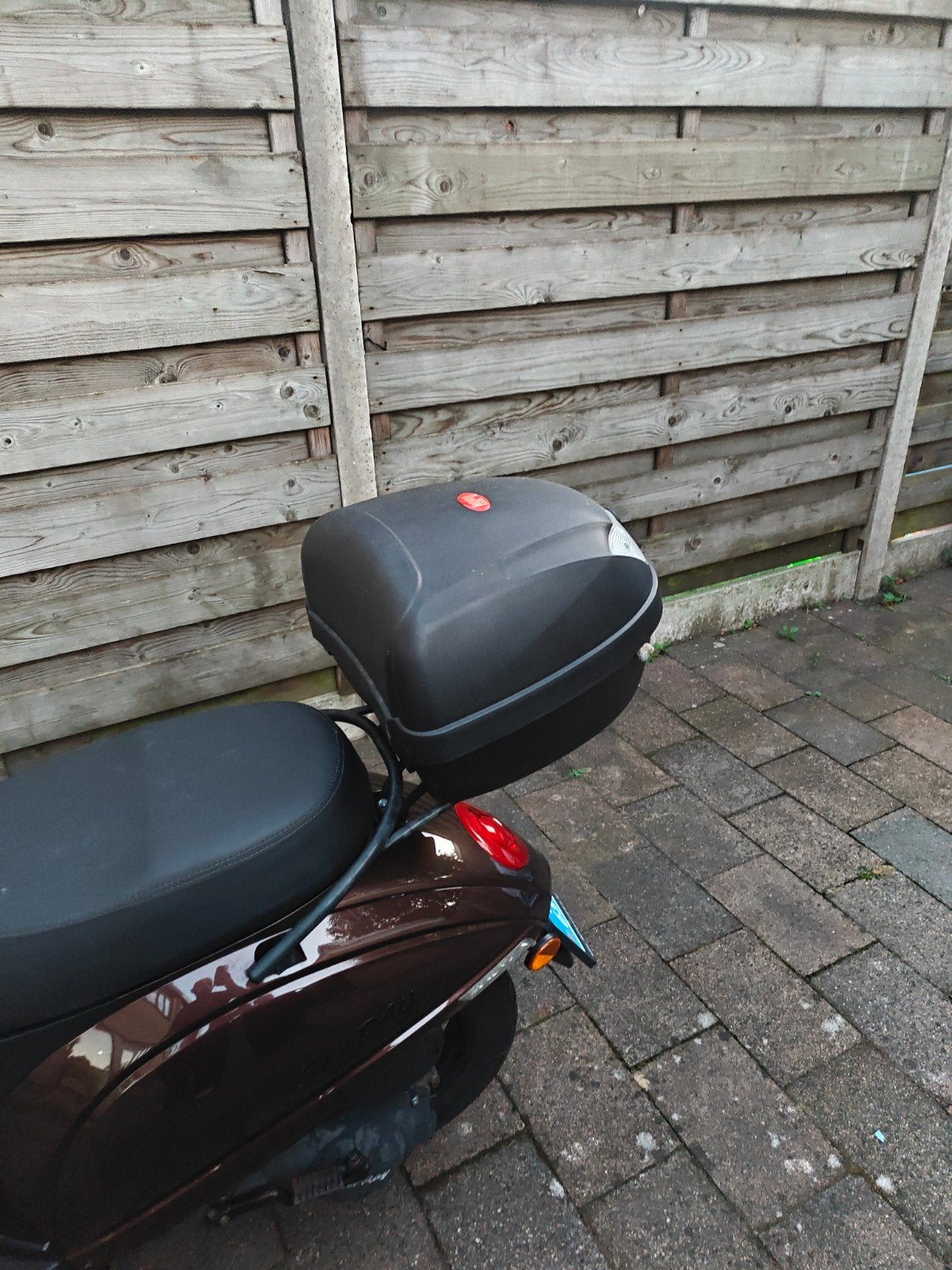 koffer bak, Fietsen en Brommers, Brommeronderdelen | Scooters, Ophalen, Gebruikt, Overige typen, Overige merken