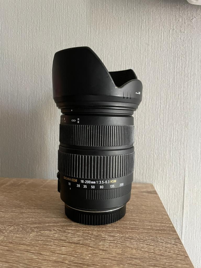 Sigma (Canon) 18-200mm DC HSM OS lens (ALS NIEUW + GARANTIE), Ophalen, Zo goed als nieuw, Telelens, Zoom