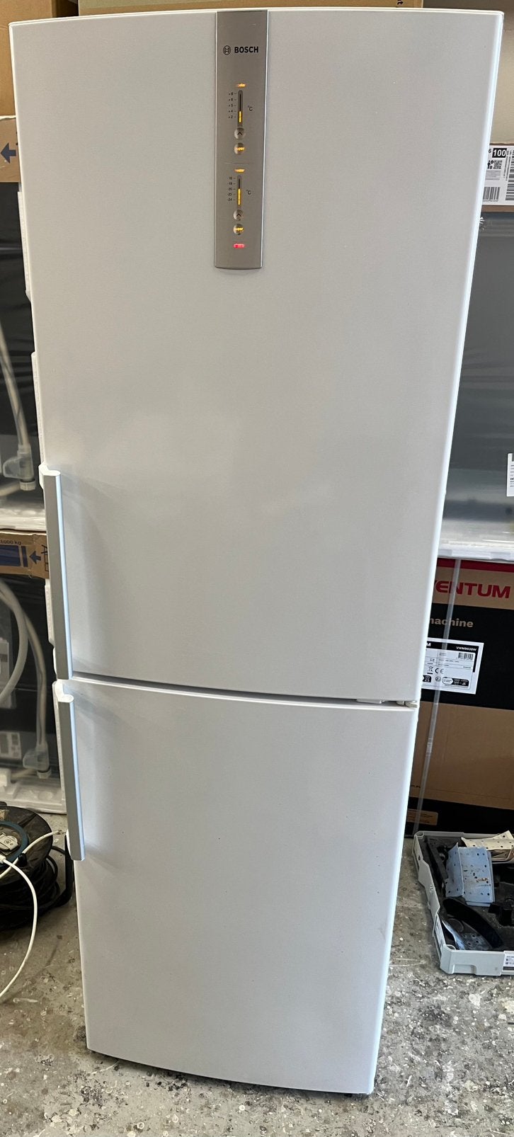 Bosch No Frost koel-vriescombinatie – nette staat!, Witgoed en Apparatuur, Koelkasten en IJskasten, Ophalen, 200 liter of meer