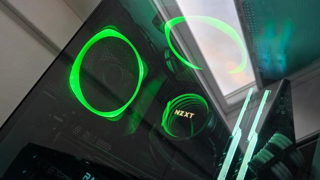 NZXT Kraken X63 RGB – Waterkoeler (240mm) - extra fans, Ophalen of Verzenden, Zo goed als nieuw, Waterkoeling