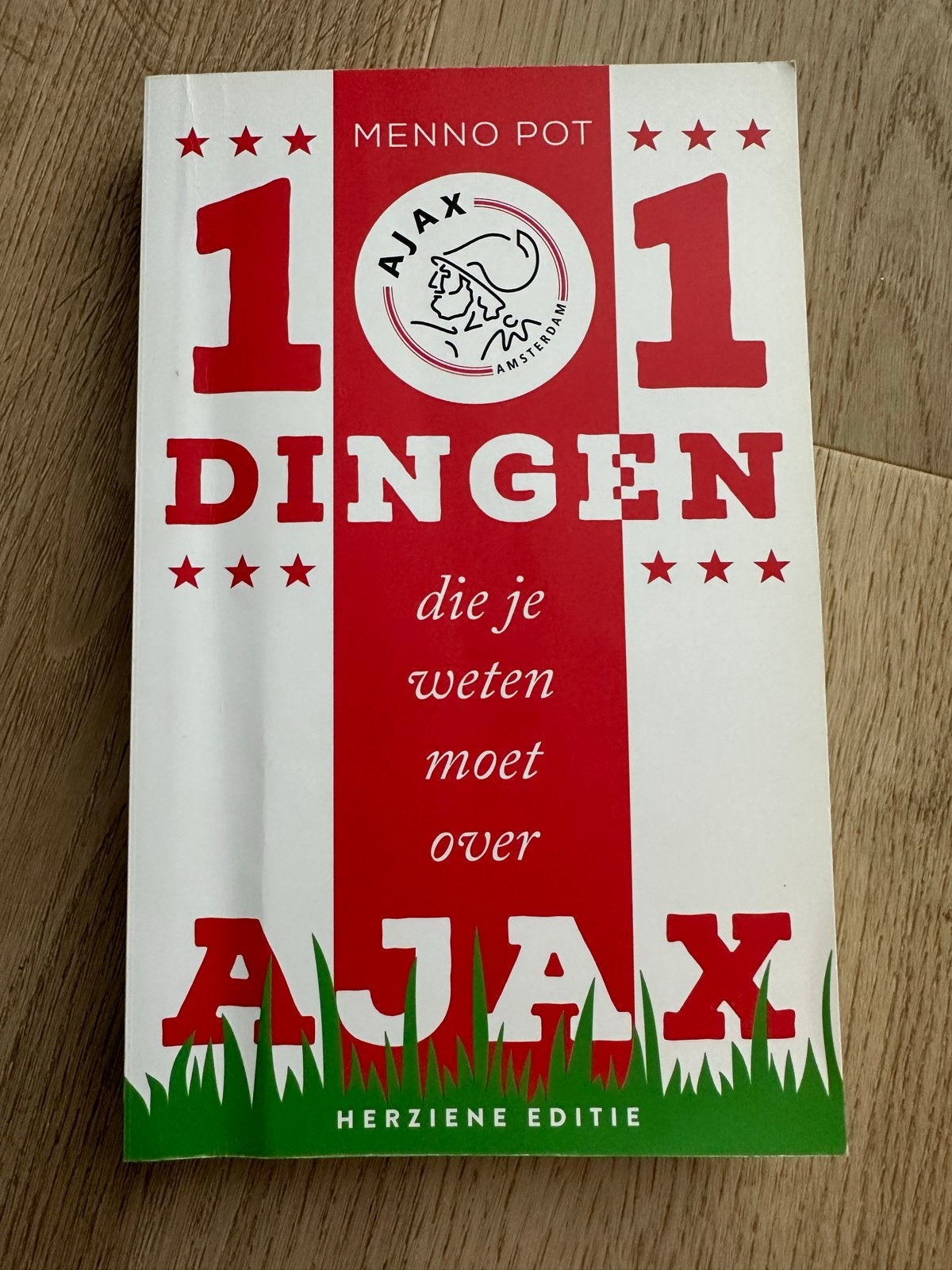 101 Dingen die je moet weten over Ajax - Menno Pot, Boeken, Ophalen of Verzenden, Gelezen, Balsport