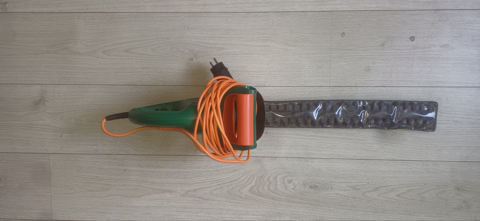 Black&Decker GT26 Elektrische Heggenschaar - 45cm zaagblad, Ophalen