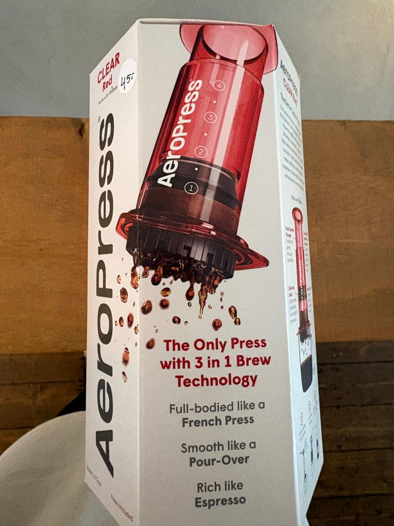 Nieuwe Aeropress Clear Red, Overige modellen, Nieuw, Gemalen koffie, Ophalen of Verzenden