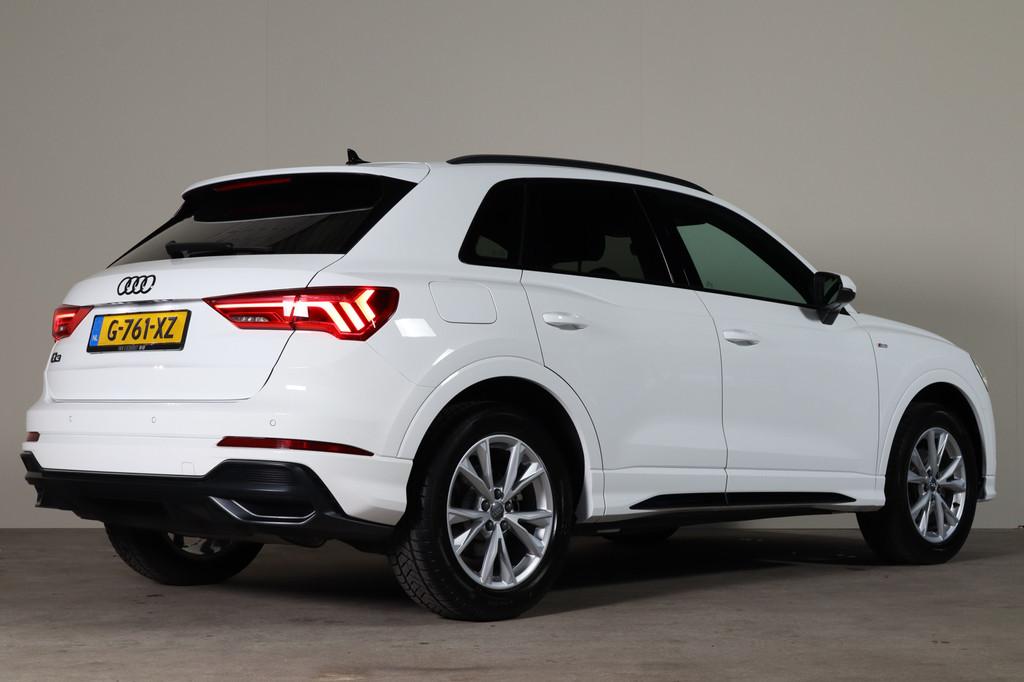 Audi Q3 35 TFSI Pro Line S-Line NL-Auto! Sfeerverlichting I, Auto's, Audi, Euro 6, 4 cilinders, 150 pk, 1505 kg
