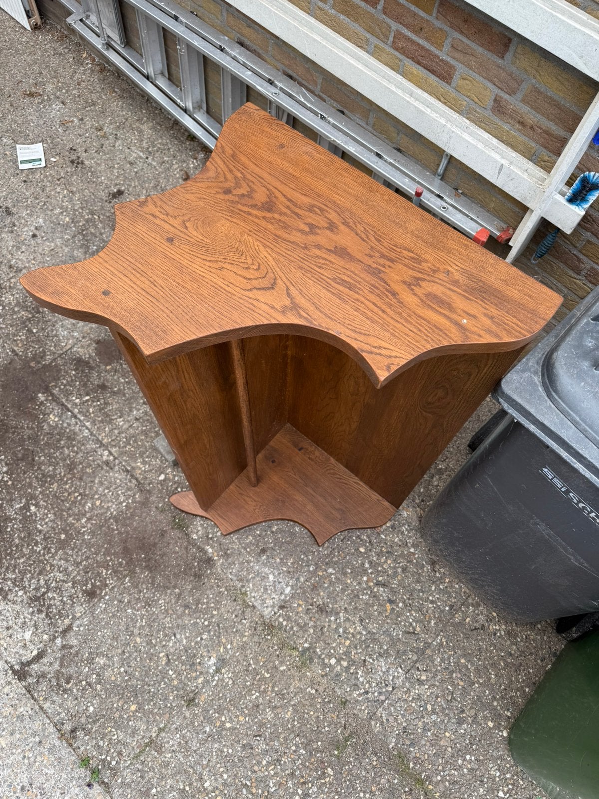 Houten kapstok, Ophalen, Gebruikt