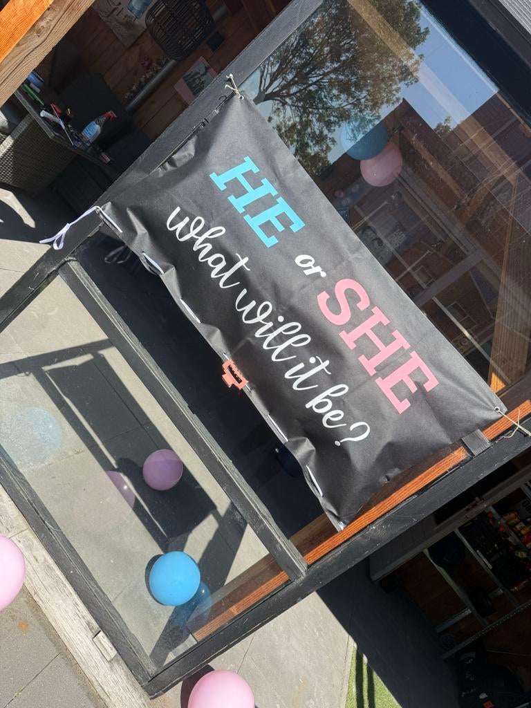 Gender Reveal Banner "He or She, what will it be?", Ophalen, Zo goed als nieuw, Versiering, Geboorte of Huwelijk