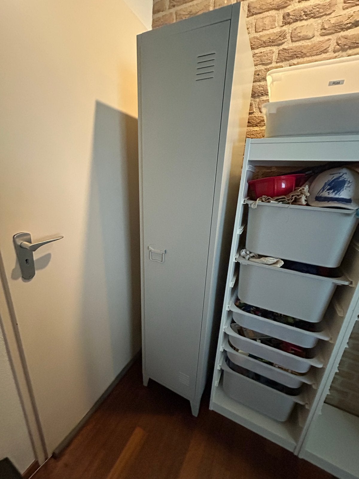 Grijze lockerkast Kwantum - ca. 180 cm hoog, Ophalen, Gebruikt