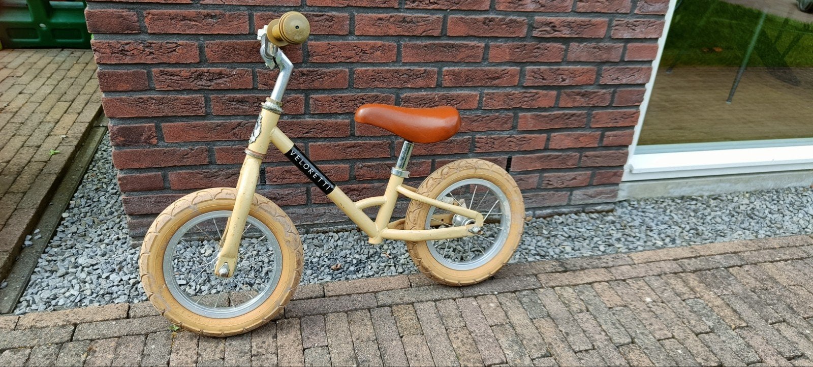 Velloreti loopfiets, Fietsen en Brommers, Fietsen | Kinderfietsjes, Ophalen, Gebruikt, Minder dan 16 inch