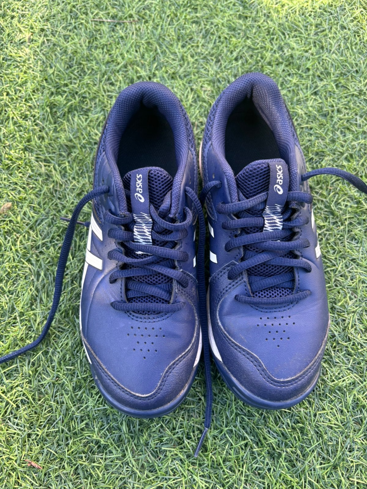 Asics kunstgras schoenen maat 34,5, Ophalen of Verzenden, Gebruikt, Jongen of Meisje, Schoenen