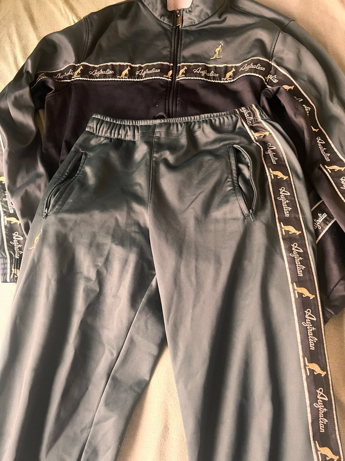 Australian trainingspak: vest XL en broek M, Kleding | Heren, Overige typen, Maat 56/58 (XL), Ophalen of Verzenden, Zo goed als nieuw