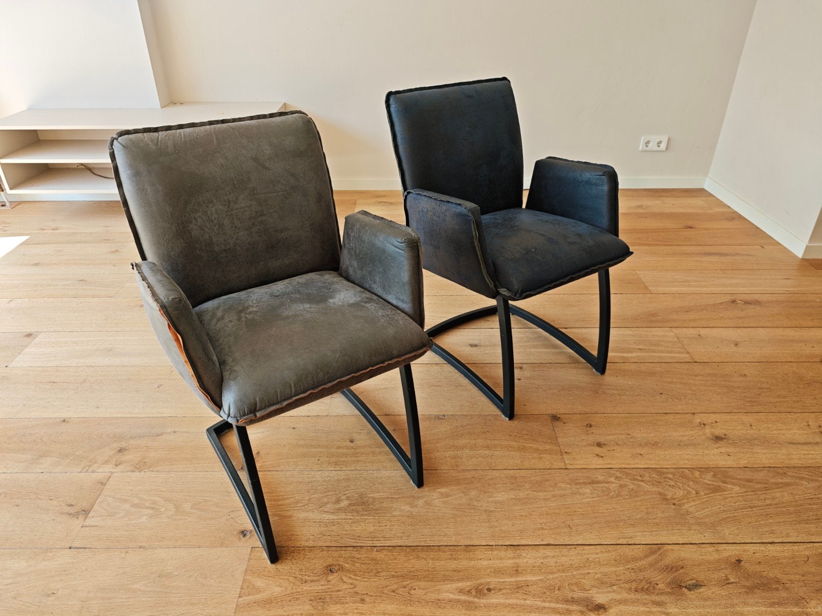 4 stoelen l 2 Sets van 2 Eco-Leder Stoelen: Blauw & Grijs, Ophalen, Twee, Overige kleuren, Leer