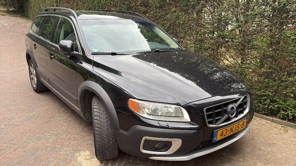 Volvo XC70 2.4 D5 AWD Summum Geartronic 2008 Zwart (fullopt), Auto's, Volvo, Automaat, Zwart, 197 €/maand, XC70