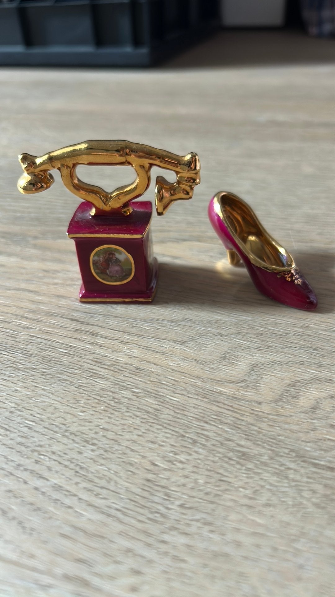 Vintage Limoges miniaturen – Porselein rood/goud (Gemerkt), Antiek en Kunst, Ophalen of Verzenden