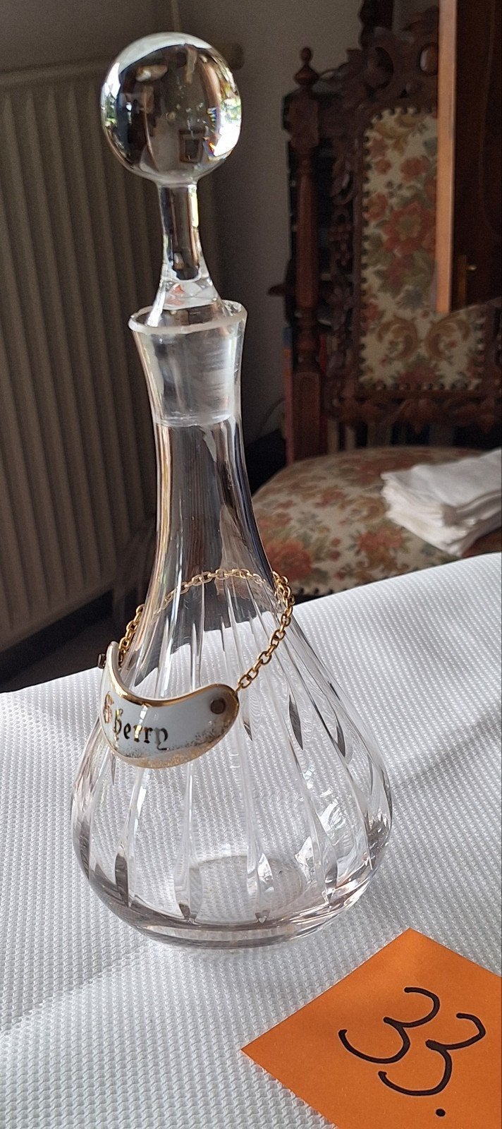 Antieke kristallen karaf met sherry label, Ophalen