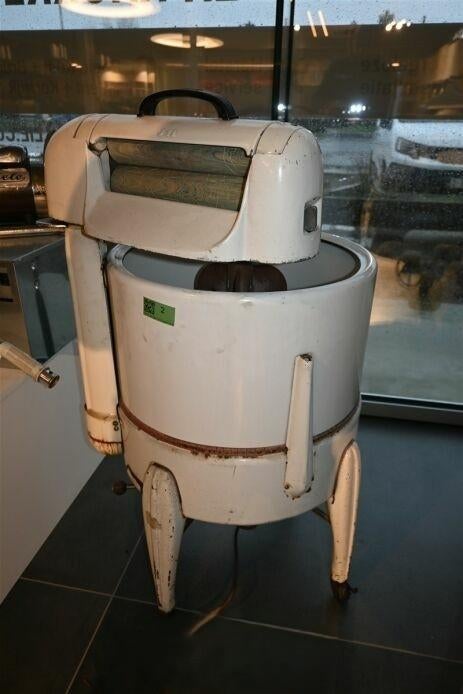 Vintage MIELE wasmachine, Antiek en Kunst, Ophalen