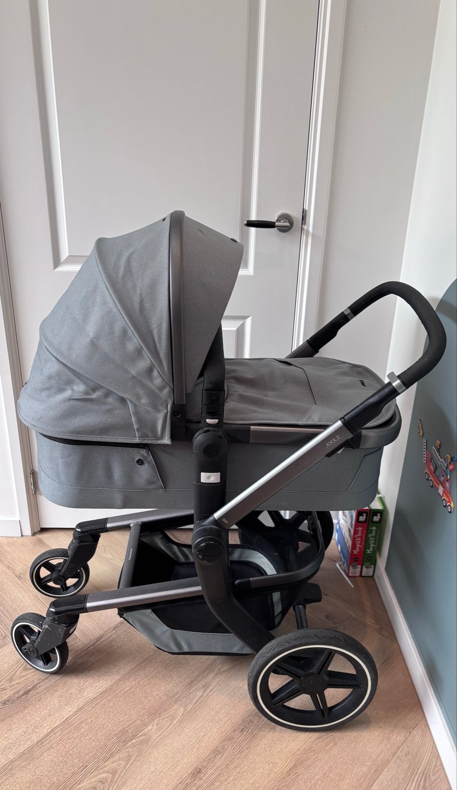 Joolz Day+ Modern Blue met reiswieg, zitje + accesoires, Ophalen, Gebruikt, Combiwagen, Met reiswieg