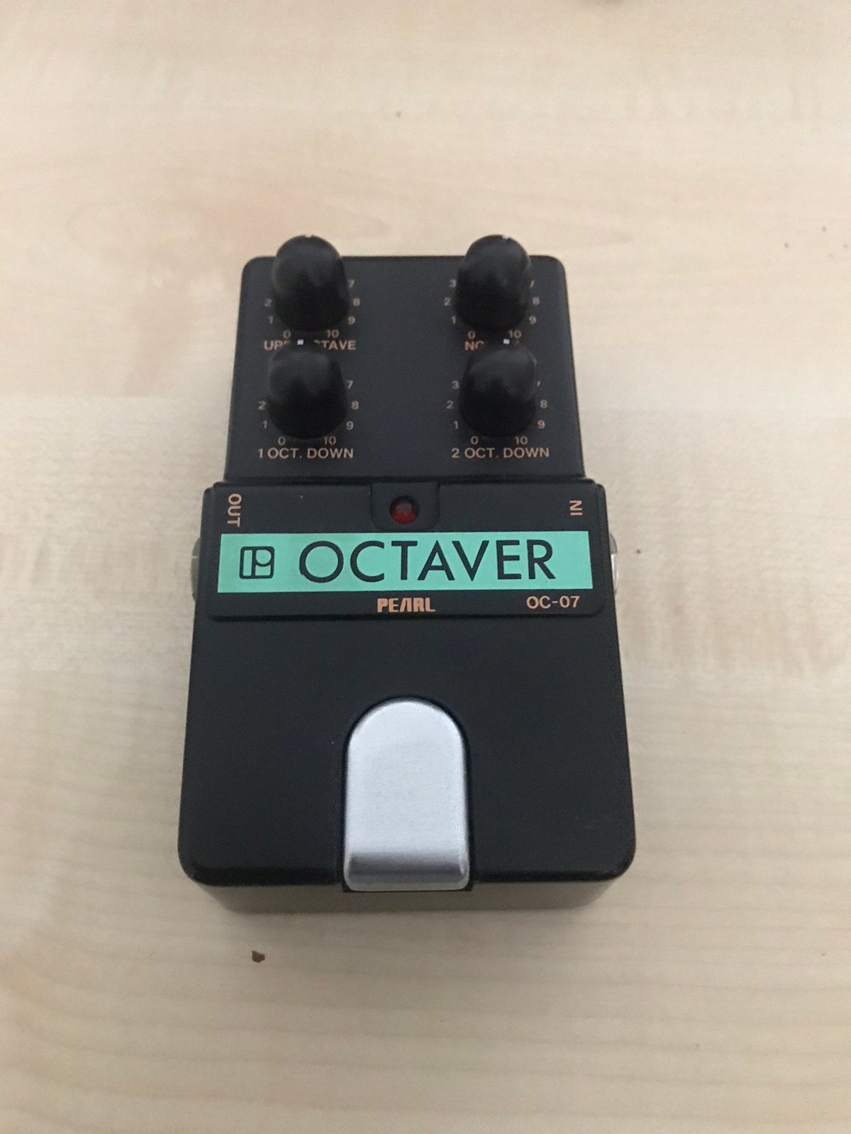 Pearl OC-07 Octaver Analoog 1 up 2 down Japan 1981-1985, Muziek en Instrumenten, Effecten, Ophalen of Verzenden, Zo goed als nieuw