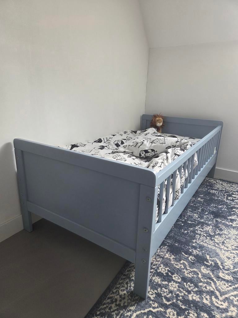 Kinderbed 140x80 petit amelie (geverfd), Ophalen, Gebruikt, 70 tot 85 cm, 140 tot 160 cm