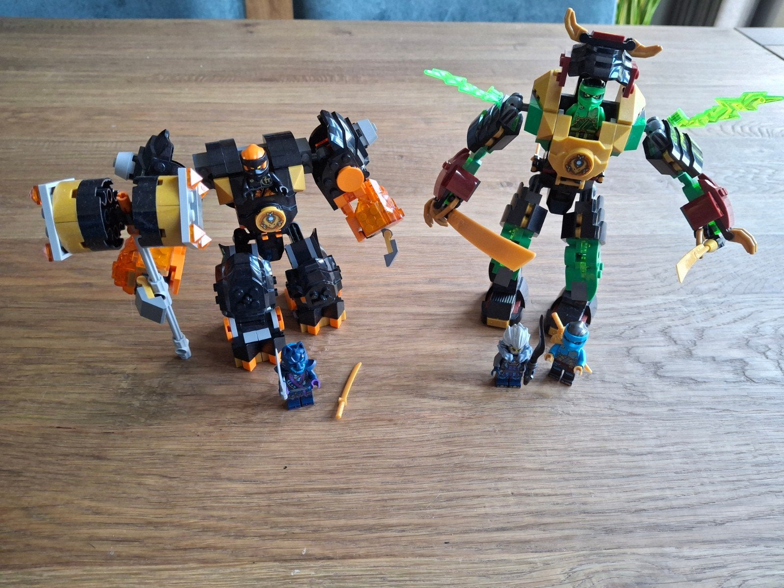 LEGO Ninjago Dragons Rising Mechs 71806 & 71817, Ophalen of Verzenden, Zo goed als nieuw, Overige merken