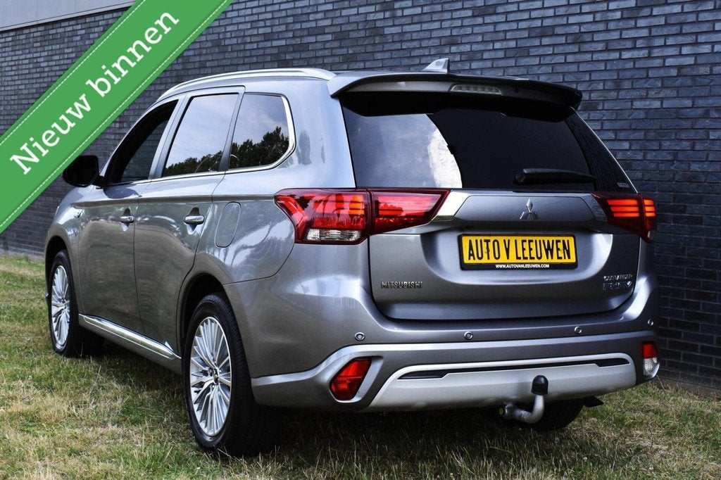 Mitsubishi Outlander 2.4 PHEV Diamand Edition 360º CAMERA/P, Auto's, Mitsubishi, Automaat, Euro 6, 4 cilinders, Leder