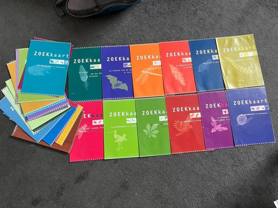 Natuuronderzoekers boek met 35 zoekkaarten - Terry Jennings, Boeken, Ophalen of Verzenden, Zo goed als nieuw, Natuur algemeen
