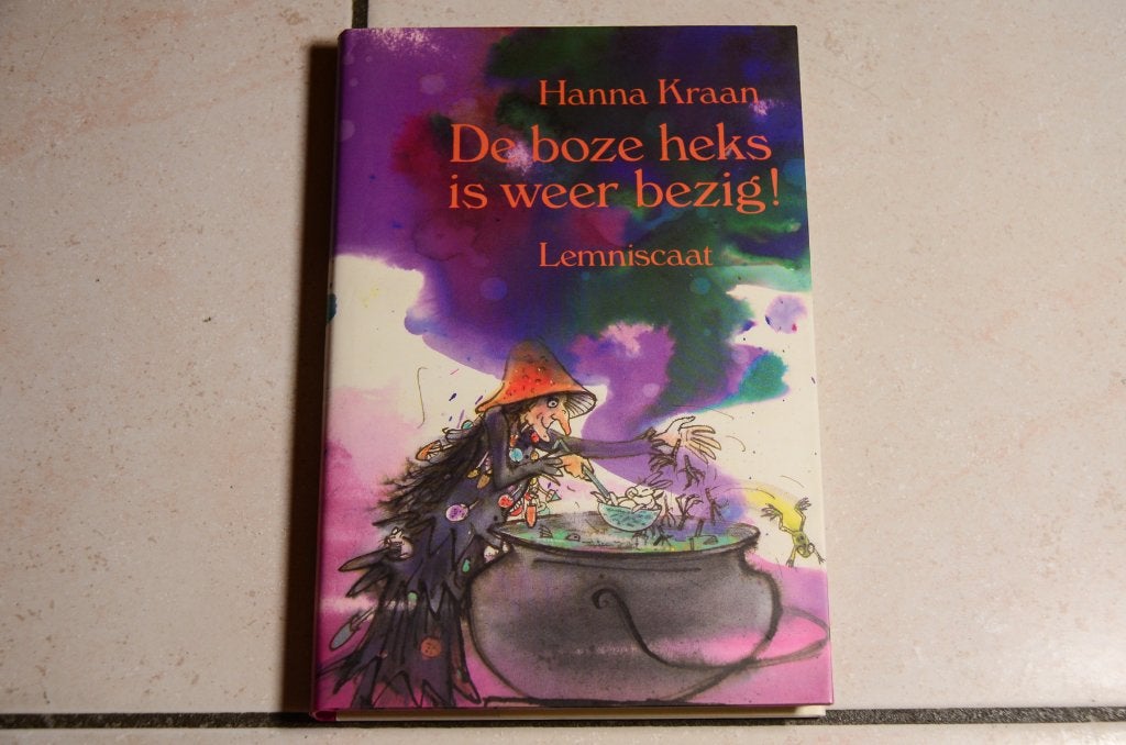 De Boze Heks is weer bezig! / Hanna Kraan, Ophalen of Verzenden, Zo goed als nieuw, Fictie algemeen