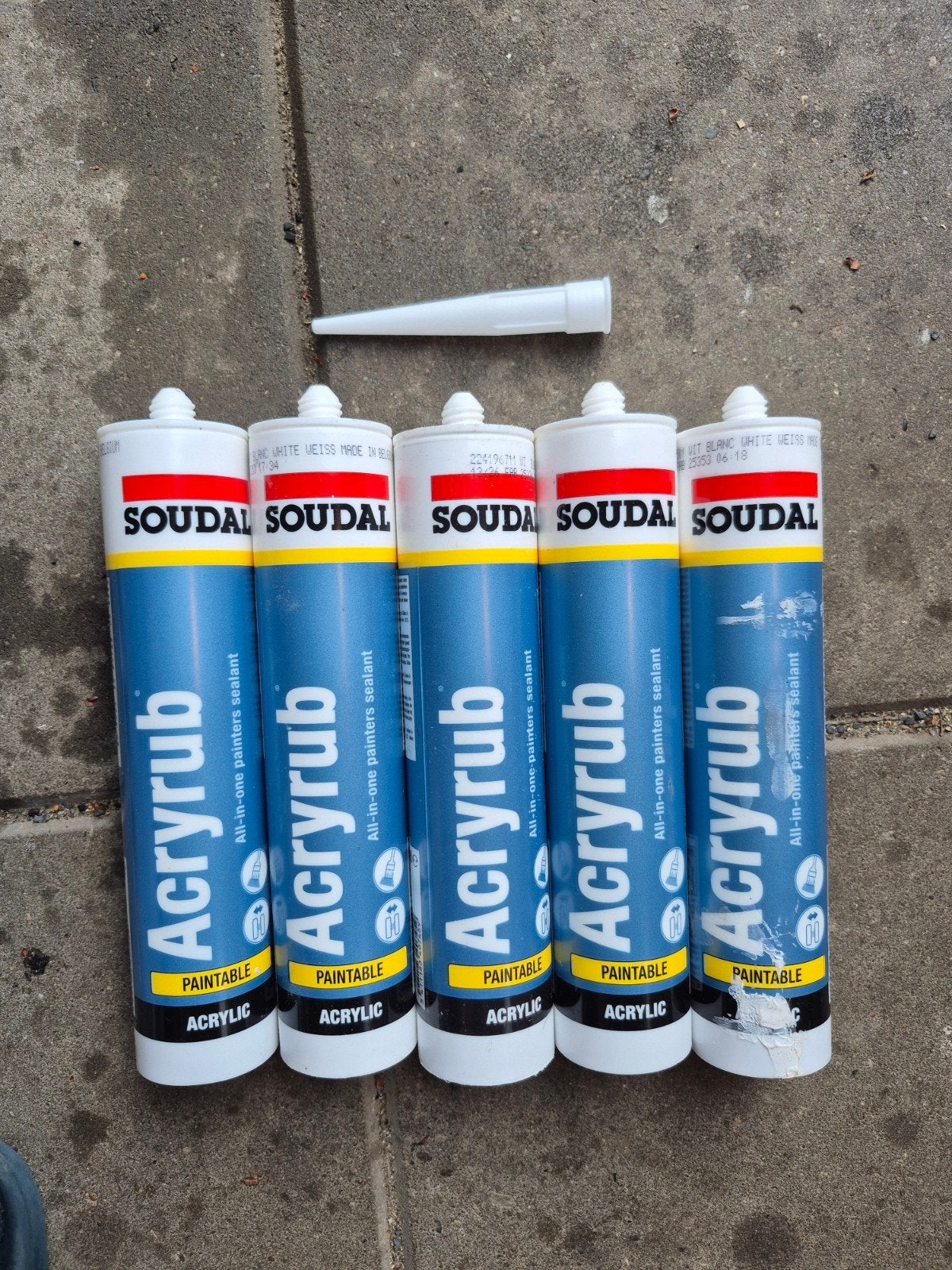 5x tubes Soudal Acrylaat kit wit, Ophalen of Verzenden, Nieuw, Overige typen