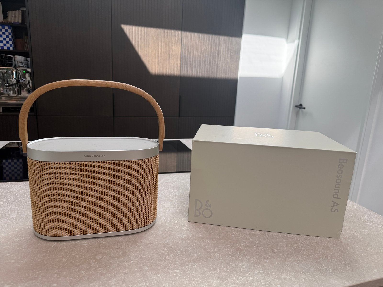 B&O Beosound A5 Draagbare Speaker - Z.G.A.N, 150 watt of meer, Ophalen of Verzenden, Zo goed als nieuw, Draagbare speaker