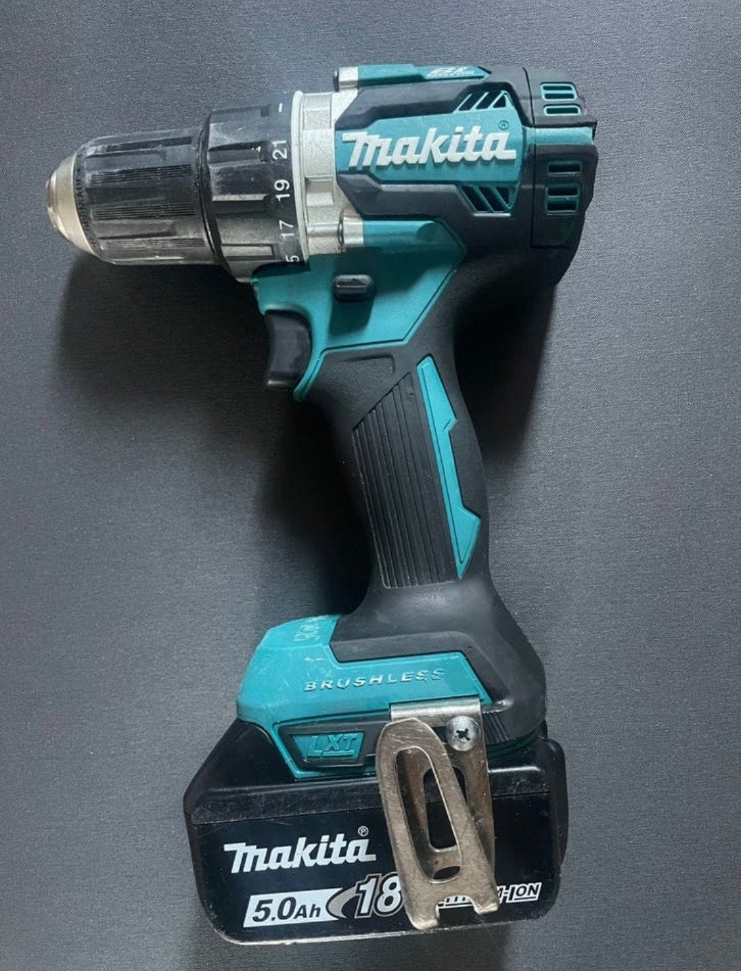 Makita DDF484 Accuboormachine met 5.0Ah 18V accu, Variabele snelheid, Ophalen of Verzenden, Boor- en Schroefmachine, Gebruikt