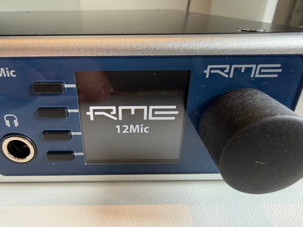 RME 12Mic AVB/MADI 12-kanaals micpreamp - nieuwstaat, Ophalen of Verzenden, Zo goed als nieuw, Audio