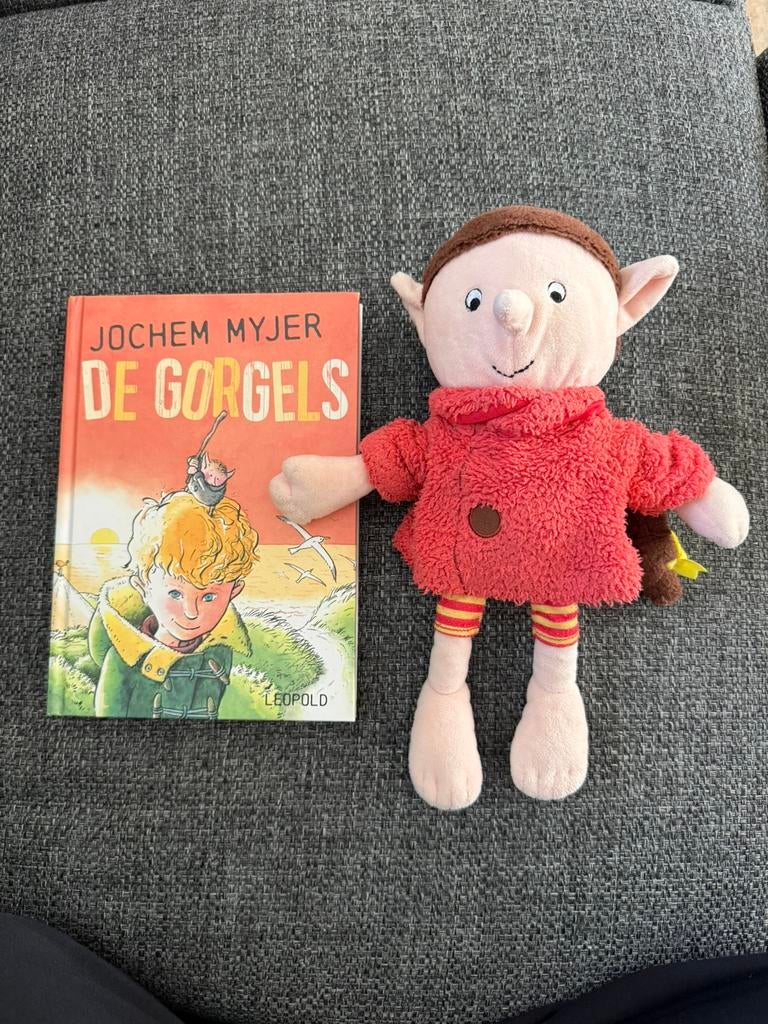 Jochem Myjer - De Gorgels + knuffel Belia, Ophalen of Verzenden, Zo goed als nieuw