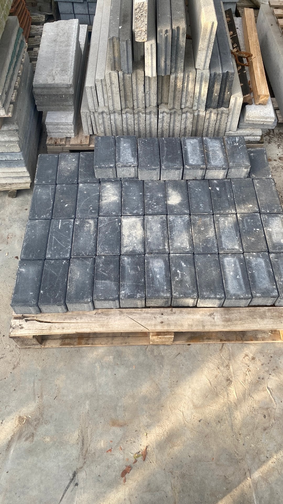Klinkers antraciet 51 stuks, Ophalen of Verzenden, Nieuw, Beton, Klinkers