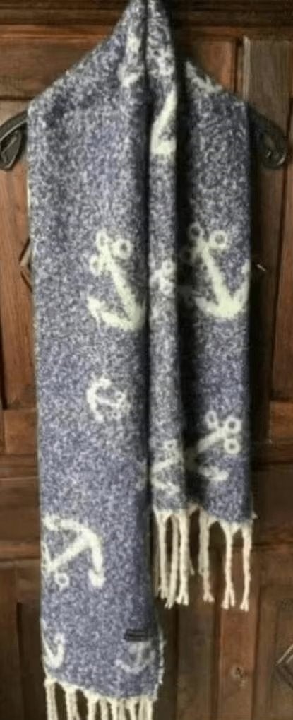 Warme grijs-blauwe sjaal, shawl, das, omslagdoek; 57 cm bree, Ophalen of Verzenden, Zo goed als nieuw, Maat 38/40 (M), Sjaal