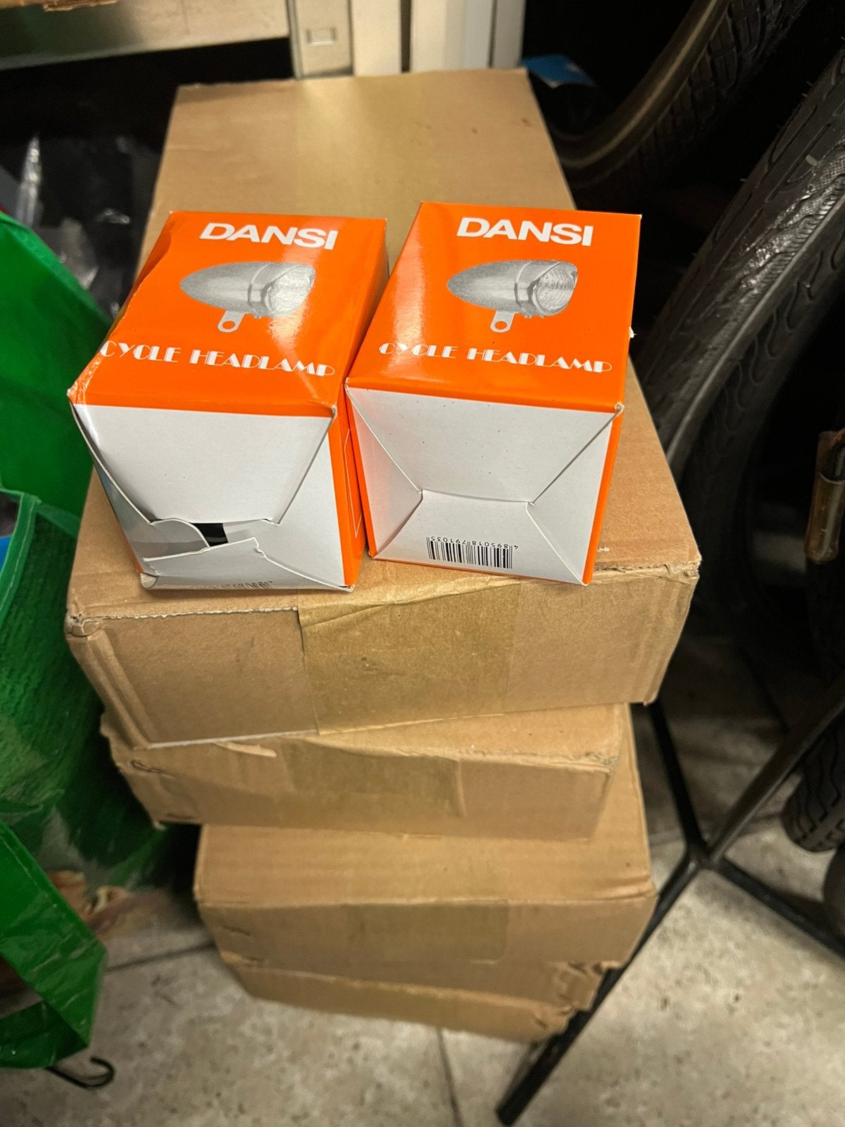 Omafiets koplampen op dynamo, Dynamo, ., Dansi, Nieuw