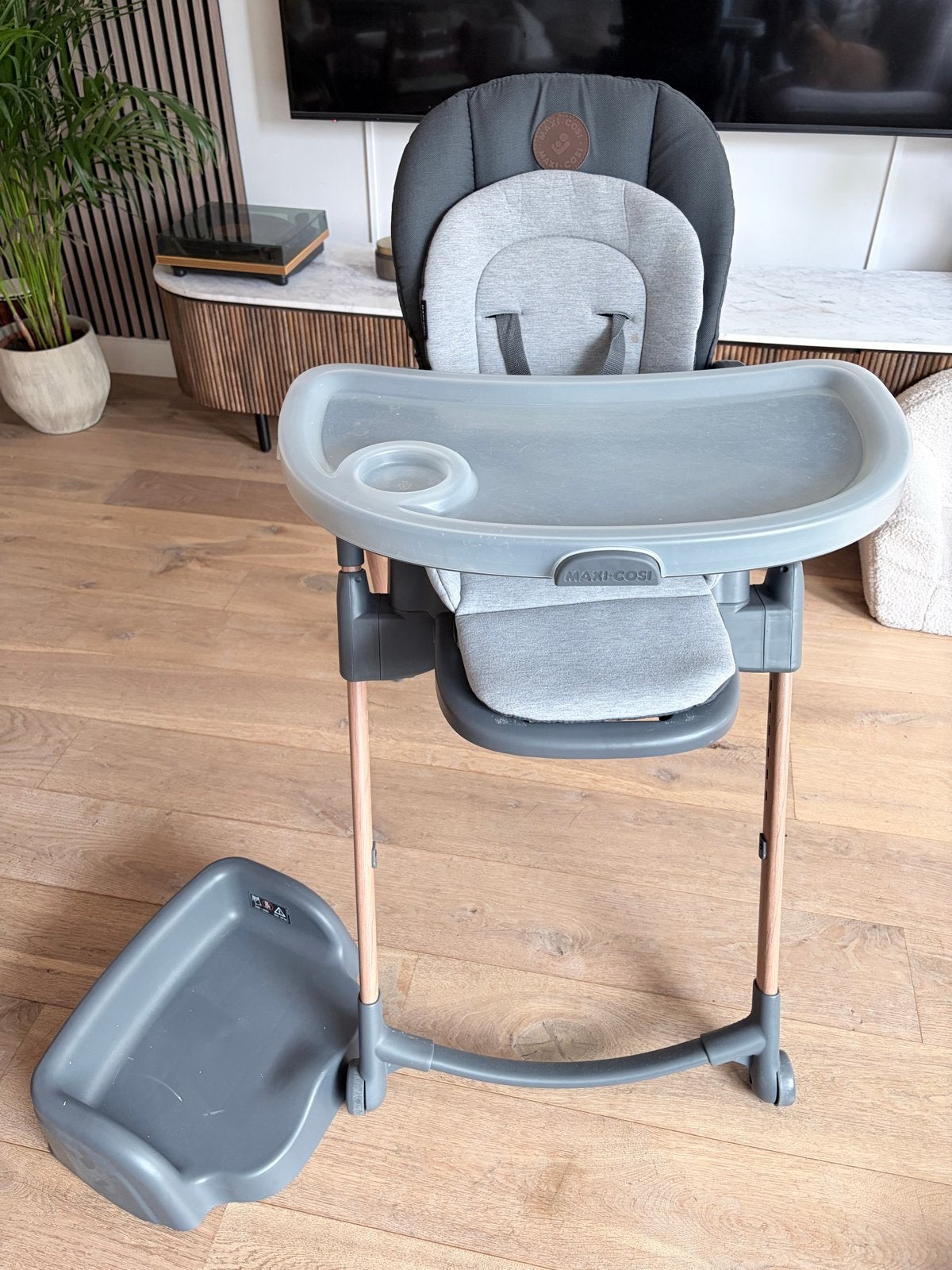 Maxi-Cosi Minla 6-in-1 meegroeistoel, Ophalen, Zo goed als nieuw, Meegroeistoel, Afneembaar eetblad