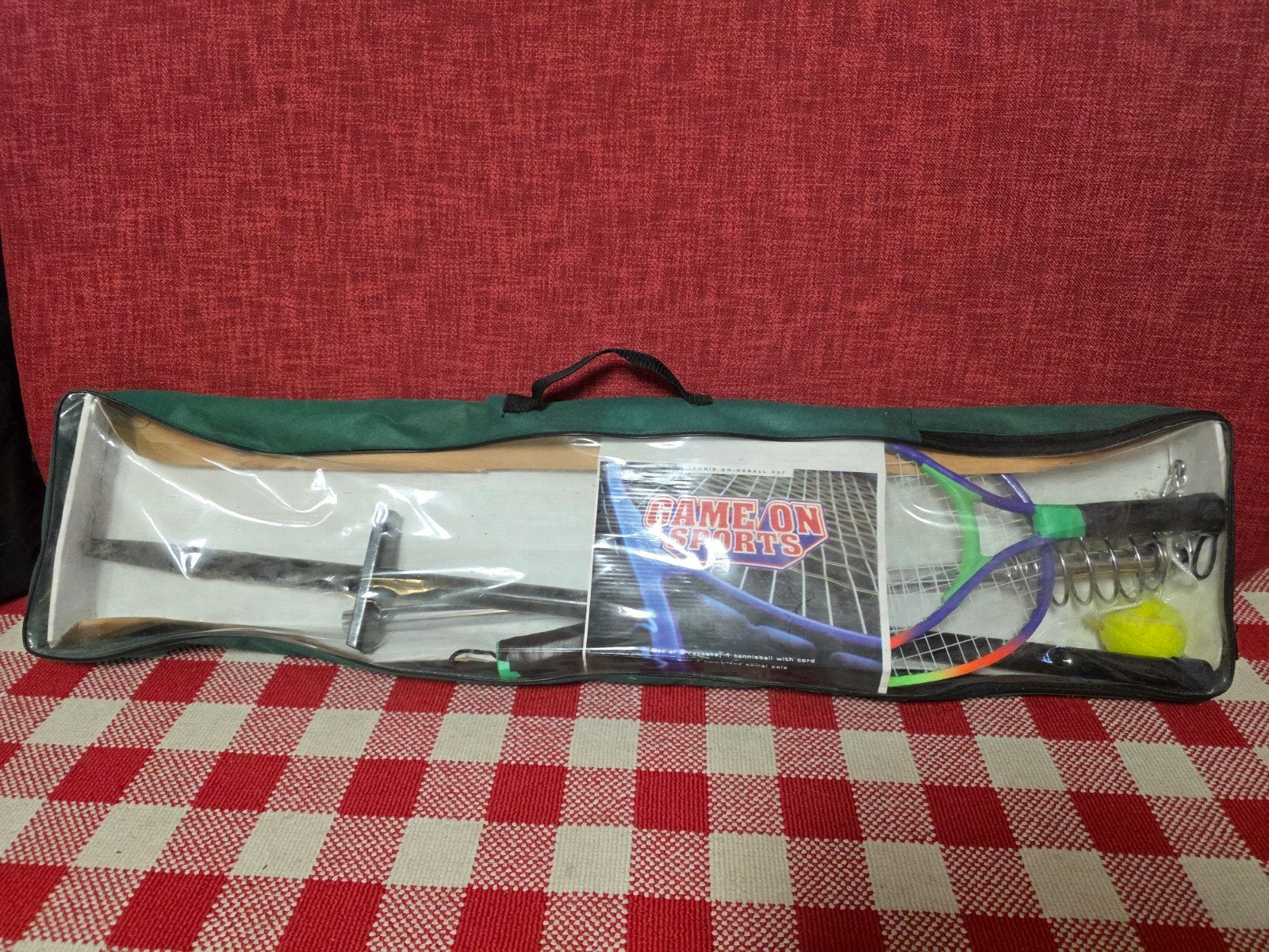 Game On Sports Badminton Set in Draagtas, Sport en Fitness, Badminton, Ophalen of Verzenden, Zo goed als nieuw, Racket(s)