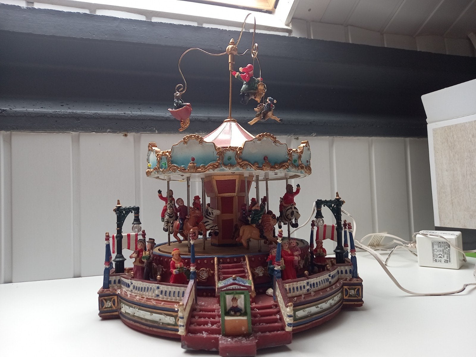kerstdorp intratuin grote carrousel bieden, Diversen, Ophalen of Verzenden