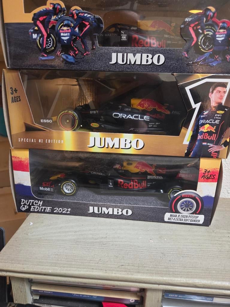 Tekoop max verstappen auto's ze zijn nooit uit de doos gewee, Ophalen of Verzenden, Nieuw, Bburago